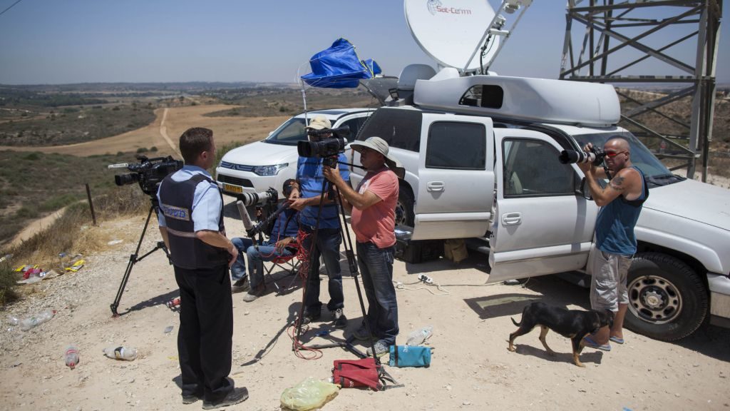 Three experienced journalists critique media coverage of Gaza