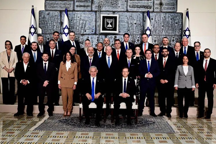 The Ministers of Israel's 37th government, after being sworn in on Dec. 29. (Photo: Israeli Government Press Office)