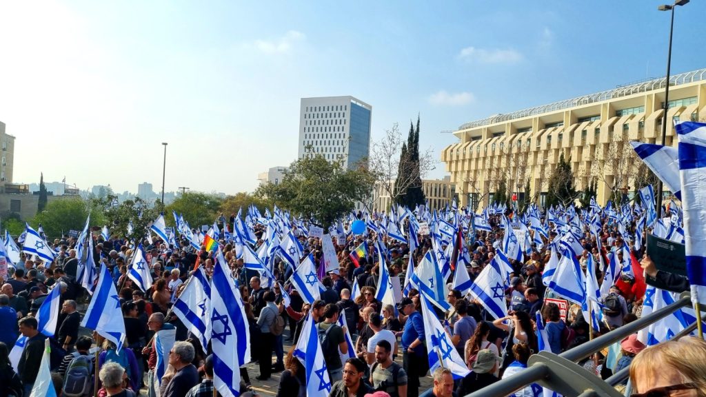 One of many anti-judicial reform protests in Jerusalem (Image: Wikimedia Commons)