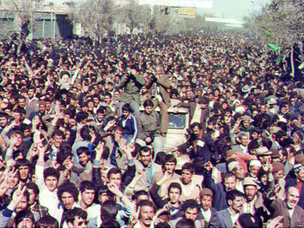 Crowds in Teheran celebrate Ayatollah Khomeini’s return from exile in February 1979 (Image: Radio Free Europe/Radio Liberty)