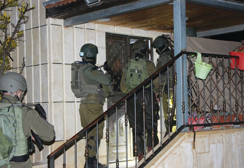 Soldiers in the Etzion Brigade take part in a raid in the Gush Etzion village of Seir al-Shuyukh (Image: Jonathan Spyer)