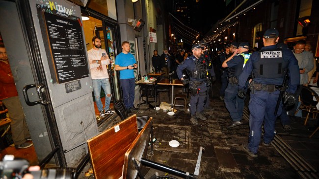 229ded38684c7d281c785c48d1d0fdfe The aftermath of a violent harassment of diners at an Israeli restaurant in Melbourne (Image: X)