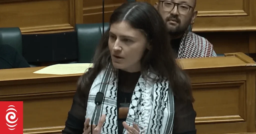 NZ Greens MP Chloe Swarbrick (Image: Reddit)