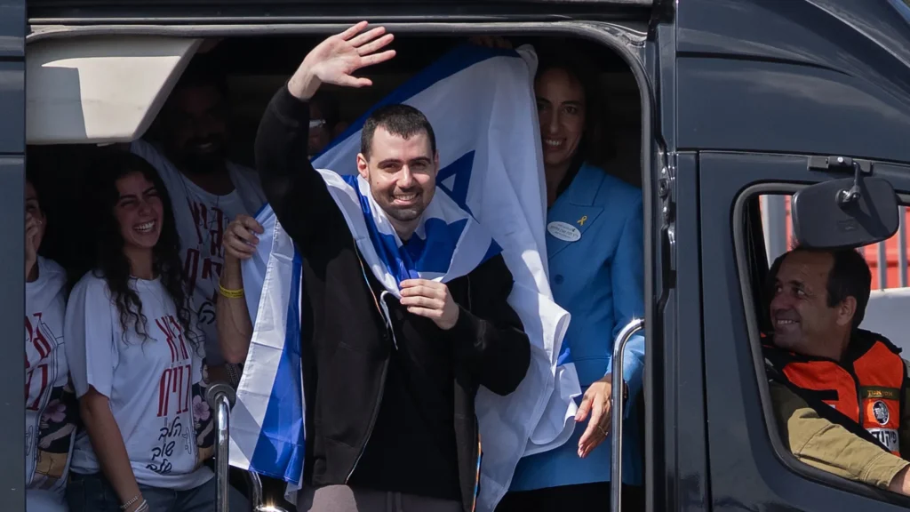 Guy Gilboa-Dalal, a former Israeli hostage, waving to supporters after his release (Image: Screenshot/ X)