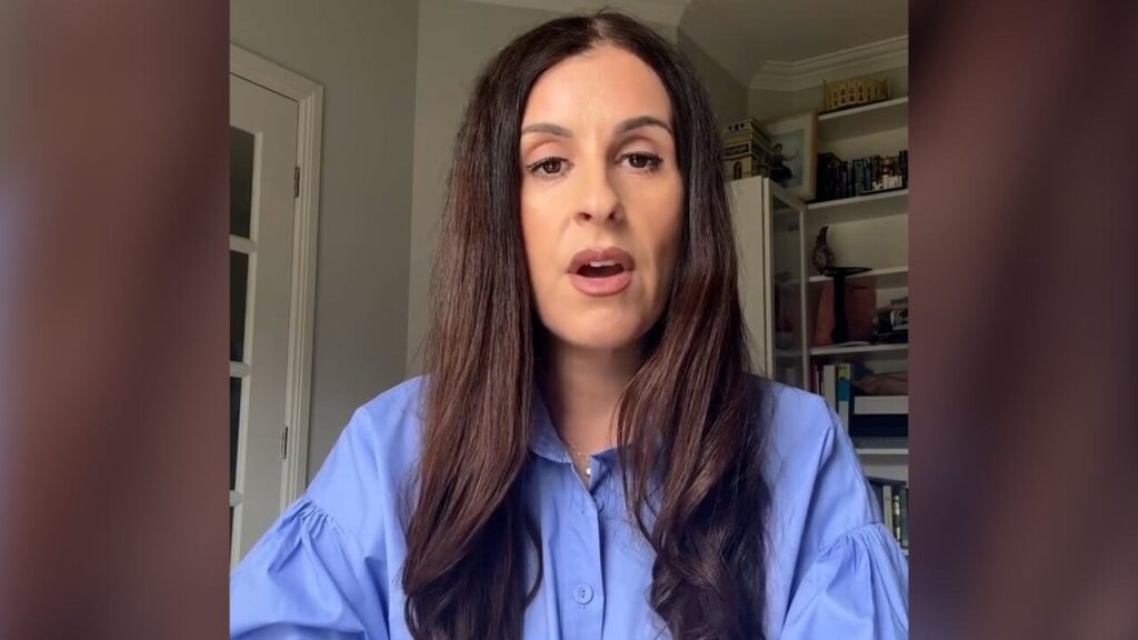 Palestinian-Australian writer Randa Abdel-Fattah (Screenshot/ X)