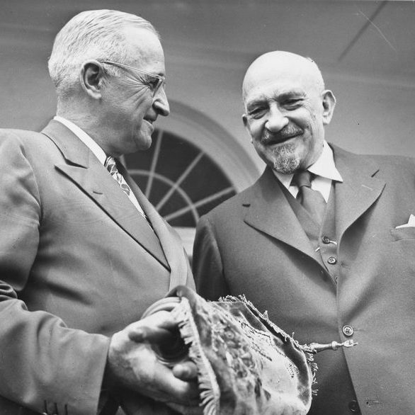 Truman with Weizmann – the story of Truman’s role in Israel’s birth is different than the traditional myths (Image: Truman Library)