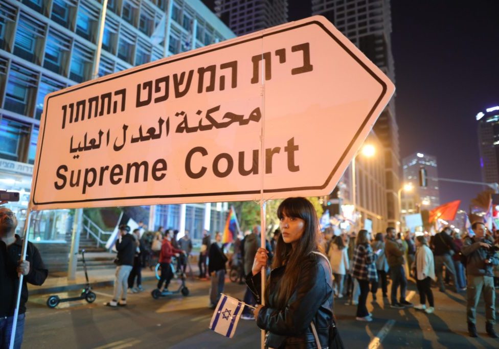 A statement made by Israel’s Justice Minister Yariv Levin declaring his intention to reform and limit the power of the Israeli Supreme Court led thousands of people to demonstrate against the new Netanyahu Government in Tel Aviv on January 21, 2023. (Image: AAP/ Abir Sultan)