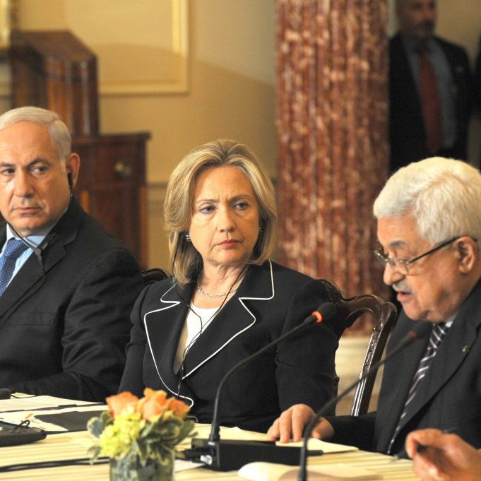 Netanyahu, with US Secretary of State Hillary Clinton and PA President Mahmoud Abbas in 2010: Despite his scepticism, even Netanyahu pursued the Oslo model (Image: GPO/ Isranet)