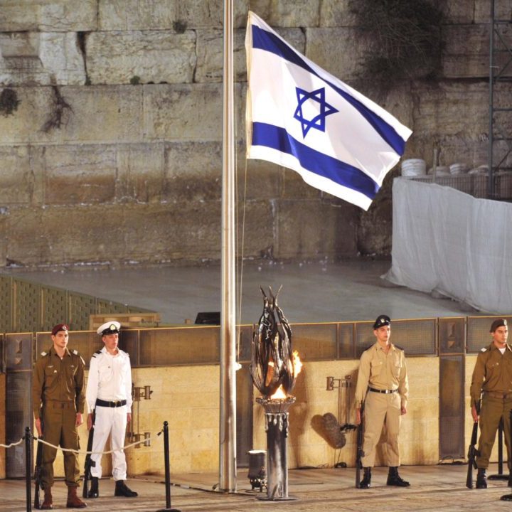 A ceremony from the Memorial Day for Fallen Soldiers in Jerusalem, which is a uniquely Israeli tradition because it occurs the day before Independence Day – creating an especially moving emotional transition from sadness and mourning to celebration (Image: Isranet)