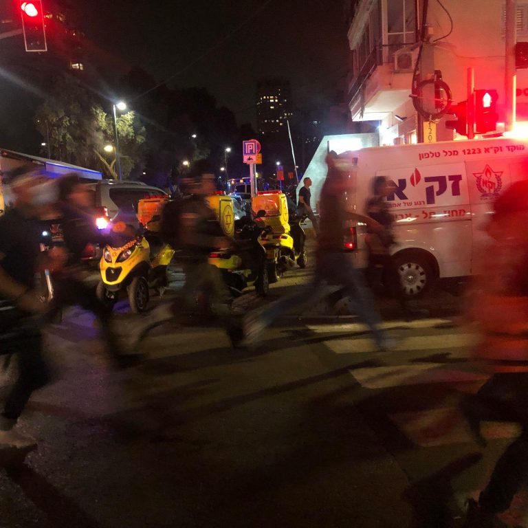 At least two people have died and four were seriously wounded in a shooting in Tel Aviv's city center on Thursday, April 7, 2022 (Image: Matan Golan/Sipa USA/Alamy Live News)