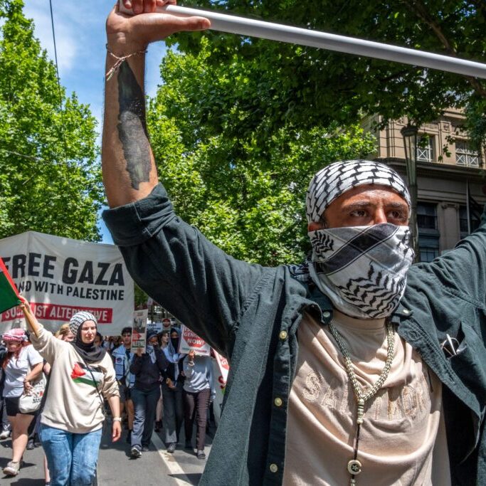 Pro-Palestinian rally in Melbourne, Victoria (Image: Alamy Live News)