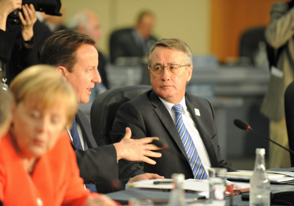 Wayne Swan with then UK Prime Minister David Cameron in 2010 (Image: Number 10/ Flickr)