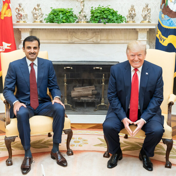 US President Trump with the Emir of Qatar, Tamin bin Hamad Al Thani, during his first term in 2019 (Image: Whitehouse.gov/ Flickr)