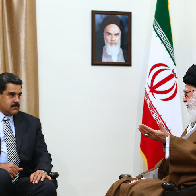 Venezuelan President Nicolas Maduro meets with Iran's Supreme Leader Ali Khamenei in October 2016 (Image: Khamenei.ir)