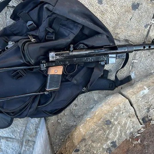 A homemade gun captured by police when they arrested a Palestinian man from Nablus preparing to carry out a mass casualty terror attack in Jaffa on Sept. 8, 2022 (Photo Credit: ISRAEL POLICE)