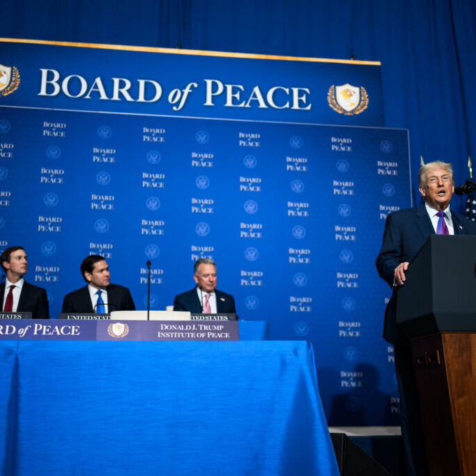 Not so mysterious: Donald Trump and his newly created Board of Peace (Image: Whitehouse.gov/ Flickr)