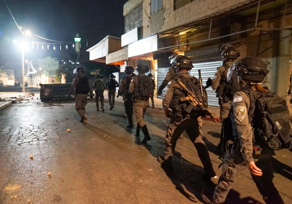 Israeli security forces patrol the streets of the mixed Jewish-Arab city of Lod, the site of the worst Arab-Jewish violence over the past few days (Photo: Wikimedia Commons)