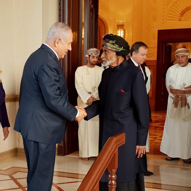 Israeli PM Netanyahu received by Oman’s Sultan Qaboos in a landmark visit in late October