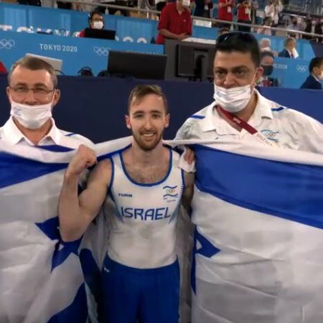 Gold medal gymnast Artem Dolgopyat (Source: Twitter)