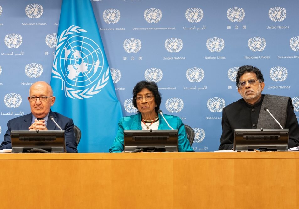 Chris Sidoti (left), Navi Pillay and Miloon Kothari, the three commissioners of the perpetual UN inquisition against Israel, briefing the media in October 2022 (Image: Lev Radin/Shutterstock)
