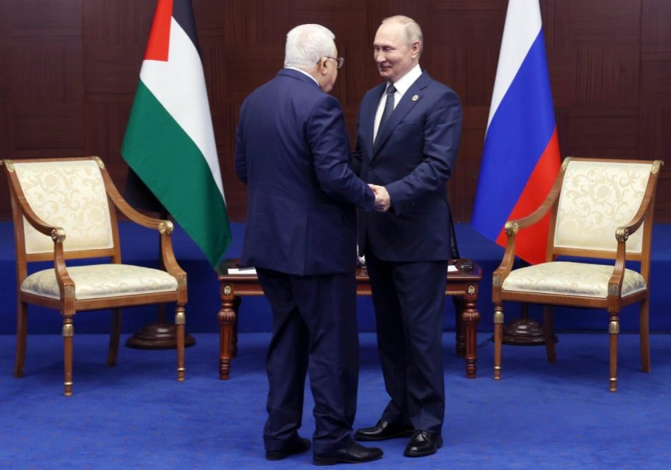 Palestinian Authority President Mahmoud Abbas meets Russian President Vladimir Putin at a conference in Astana, Kazakhstan (Image: Twitter)
