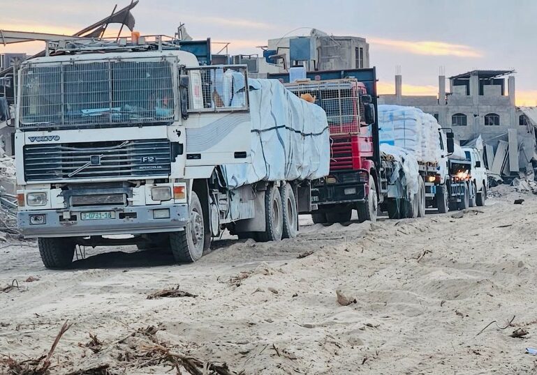 A convoy of trucks carrying aid into northern Gaza (Image: IDF)