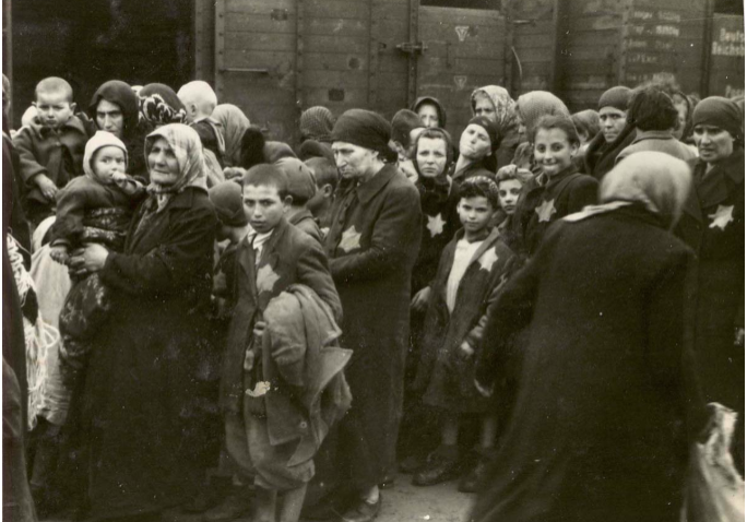 Jewish people arriving at Auschwitz. 
Photo: Yad Vashem