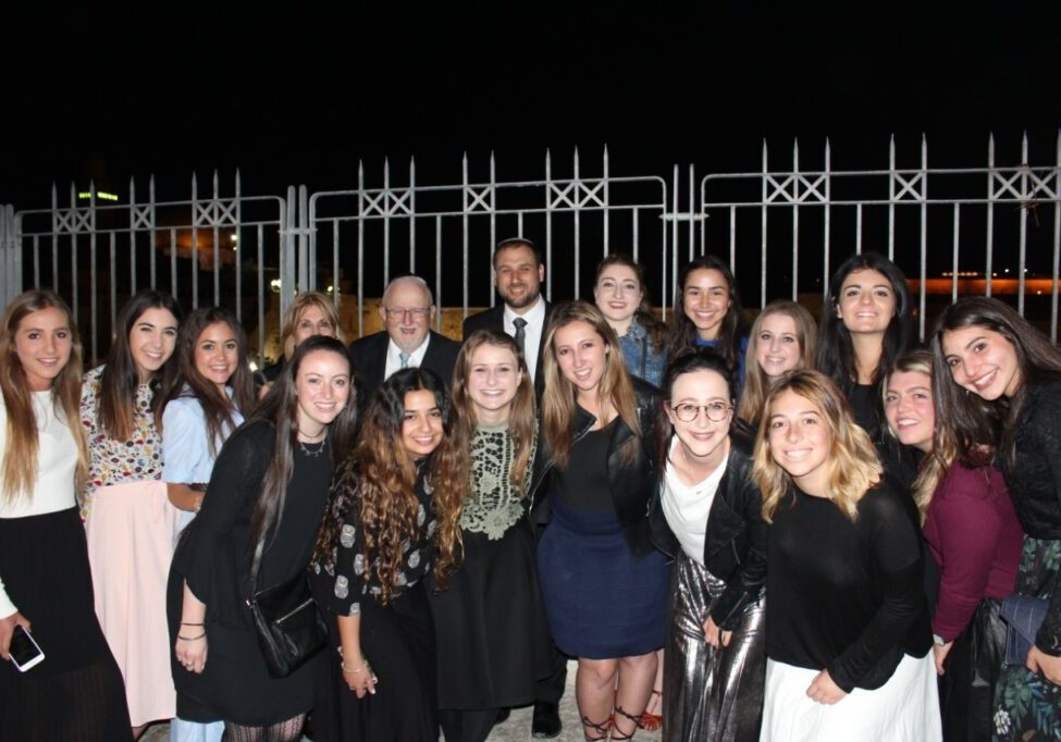 Vibrant community: An alumni reunion of Johannesburg’s Yeshiva College (Image: Yeshiva College)