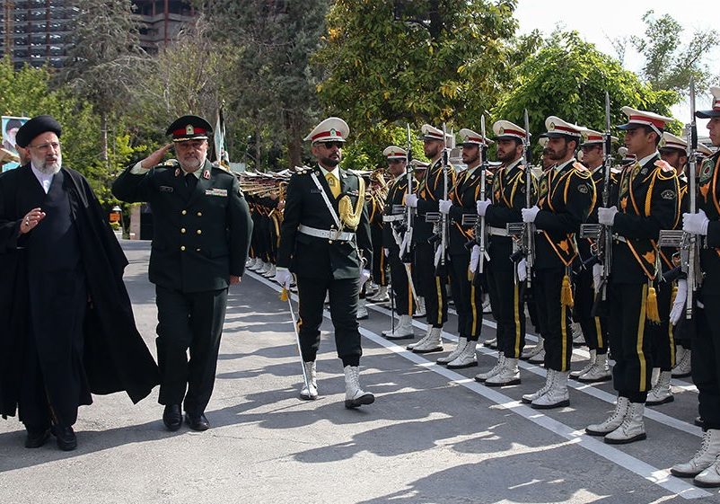 Iranian President Ebrahim Raisi at Naja (police) headquarters in Teheran (Image: Wikimedia Commons)