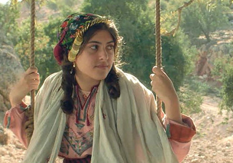 Karam Taher as the title character in Farha (Screenshot)