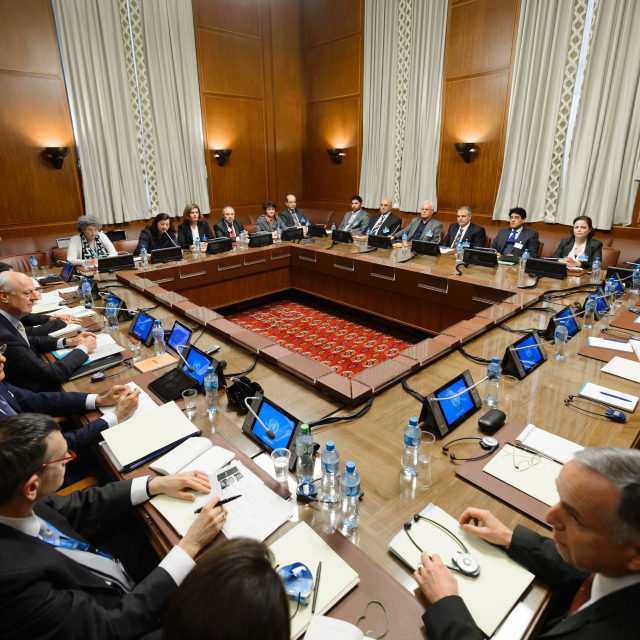 Syrian peace talks fail as Assad makes military gains