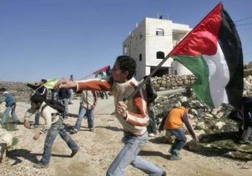 Palestinians at a strategic crossroads